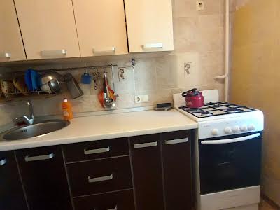 квартира за адресою Космонавтів вул., 23/2