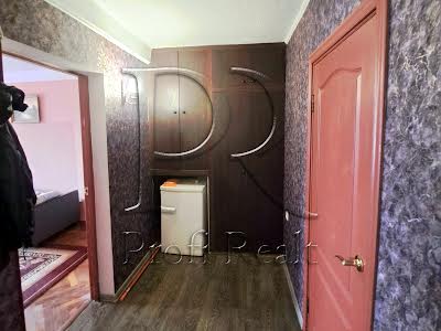 квартира за адресою Миропільська вул., 27/16