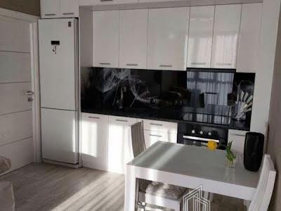 квартира по адресу Салютная ул., 2