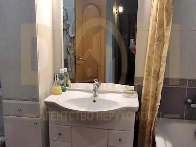 квартира за адресою Черняховського вул., 12