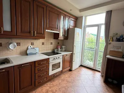 квартира за адресою Регенераторна вул., 4 к1