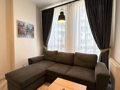 квартира за адресою Під Дубом вул. (Космонавтів), 24
