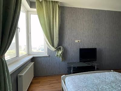 квартира за адресою Одеса, Середньофонтанська вул., 400