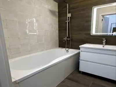 квартира за адресою Михайла Максимовича вул. (Онуфрія Трутенка), 26