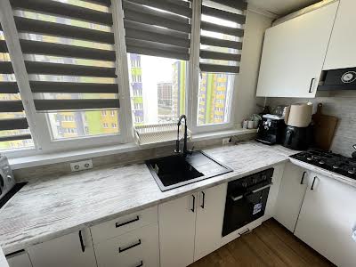 квартира за адресою Яблунева вул., 13б