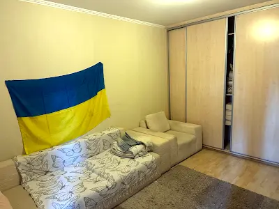 квартира за адресою Саперно-Слобідська вул., 8