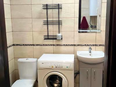 квартира за адресою Миру вул., 21