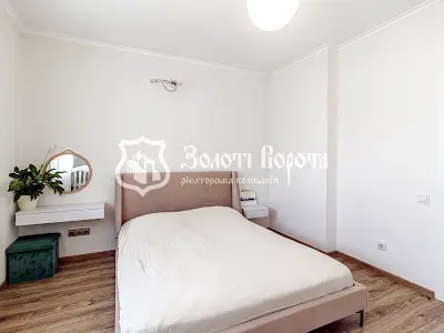квартира за адресою Олени Пчілки вул., 8