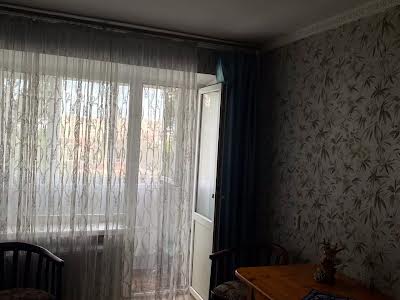 квартира за адресою Добровольского, 95