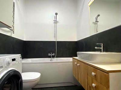квартира за адресою Богатирська вул., 6а