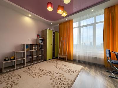 квартира за адресою Ованеса Туманяна вул., 3