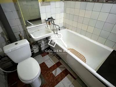 квартира за адресою Кропивницького вул., 103