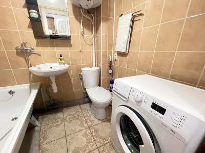 квартира за адресою Клима Савури вул., 5
