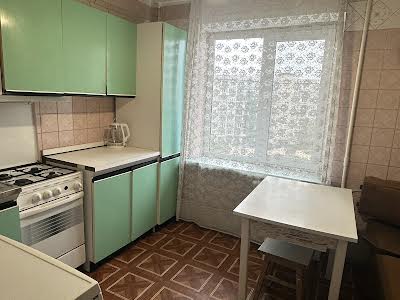 квартира за адресою Левка Лук'яненка вул. (Маршала Тимошенка), 6