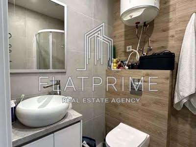 квартира за адресою Регенераторна вул., 4