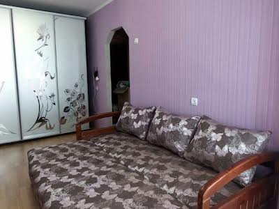 квартира за адресою Йорданська вул. (Лайоша Гавро), 24-Б
