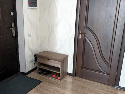 квартира за адресою Разумовська вул., 45