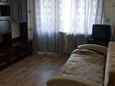 квартира за адресою Євгена Танцюри вул., 27