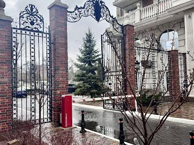 квартира за адресою Михайла Максимовича вул. (Онуфрія Трутенка), 24