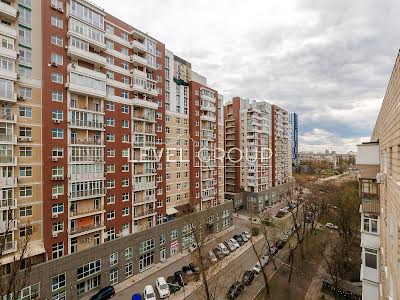 квартира за адресою Василя Тютюнника вул. (Анрі Барбюса), 56