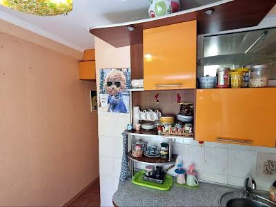 квартира за адресою Михайла Стельмаха вул., 6