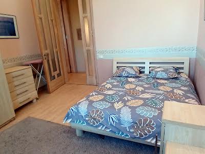 квартира за адресою Європейська пл. (Катерининська), 1