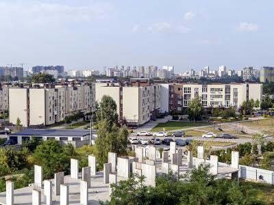 квартира за адресою Юнацька вул., 10