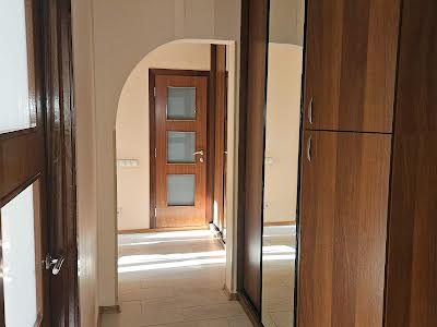 квартира за адресою Київ, Райдужна вул., 3
