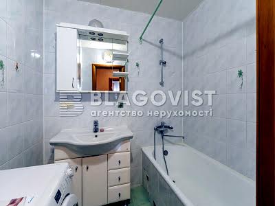 квартира за адресою Дарницький бульв., 10-А
