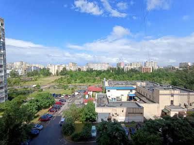 квартира за адресою Архітектора Ніколаєва вул., 9-А