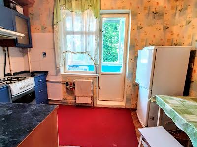 квартира за адресою Академіка Кіпріанова вул., 4