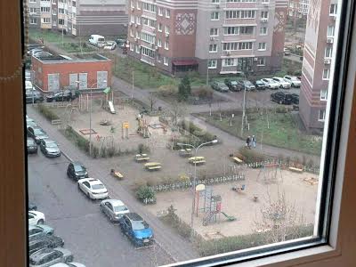 квартира за адресою Софії Русової вул., 1Б