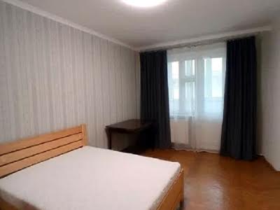 квартира по адресу Ревуцкого ул., 42