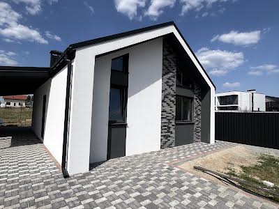 будинок за адресою Урожайна, 8