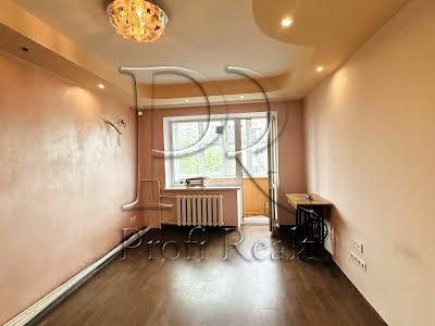 квартира за адресою Братиславська вул., 16