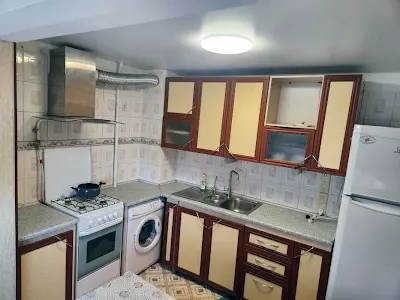 квартира за адресою Торгова вул., 1
