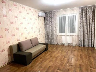 квартира за адресою Здолбунівська вул., 13