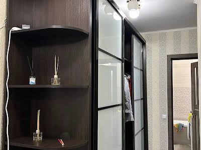 квартира за адресою Бориса Гмирі вул., 14-А