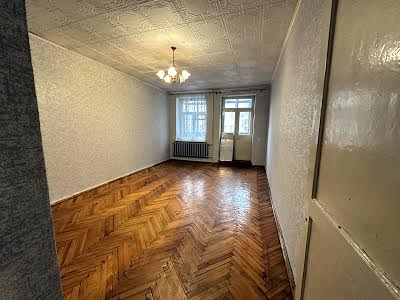 квартира за адресою Петлюри Симона вул., 7