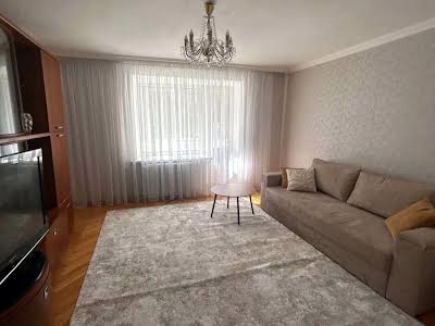 квартира за адресою Коперника вул., 16б