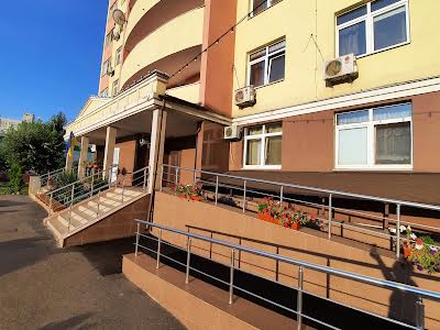 квартира по адресу Семьи Кульженков ул. (Дегтяренко Петра), 37