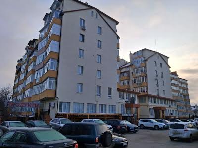 квартира за адресою Машинобудівників вул., 15