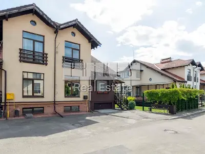будинок за адресою Тіниста вул.
