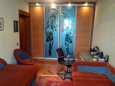 квартира по адресу Авиаконструктора Антонова ул., 7