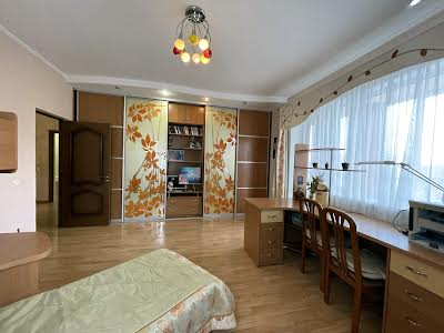 будинок за адресою Крайня