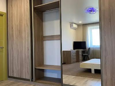 квартира за адресою Набережна Перемоги вул., 62