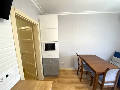 квартира по адресу Академика Глушкова просп., 9-Є