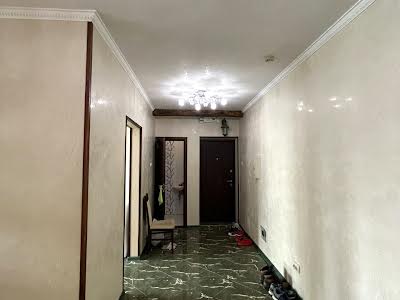 квартира за адресою Срібнокільська вул., 1