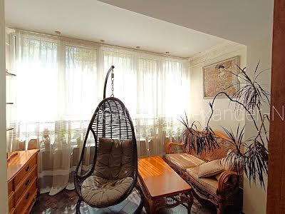 квартира за адресою Пастера вул., 2