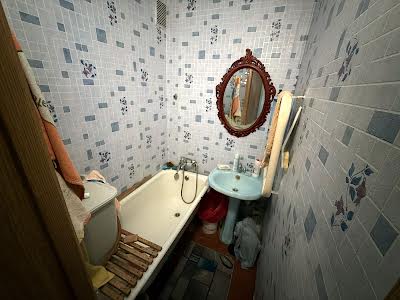 квартира за адресою Гната Хоткевича пров., 4